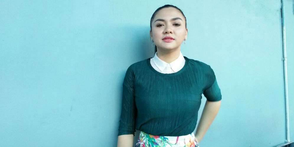 Belum Merilis Album Baru, Vicky Shu Kena Tegur