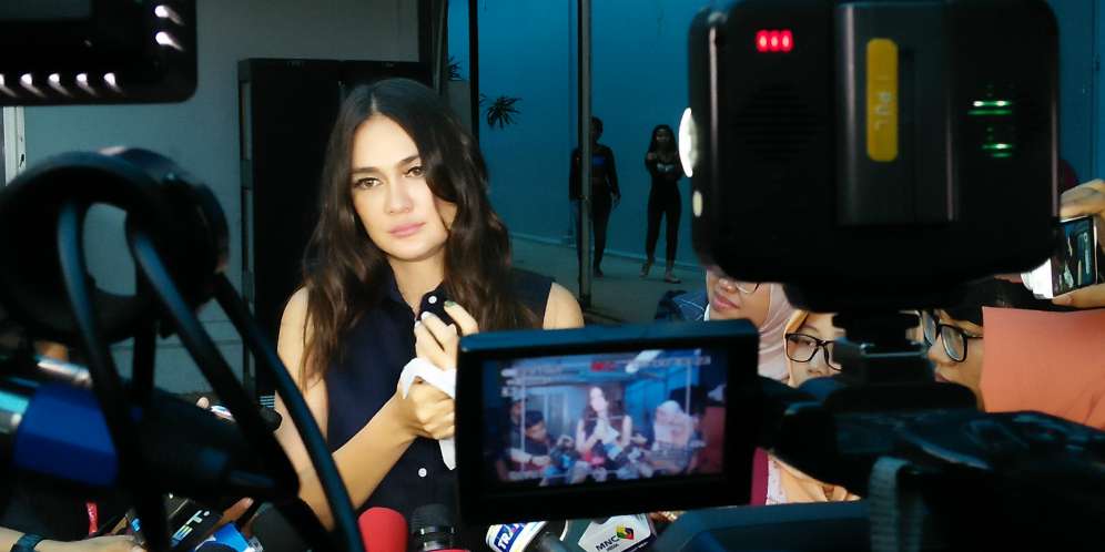 Ayu Ting Ting Nomornya Diblok, Ini Reaksi Luna Maya