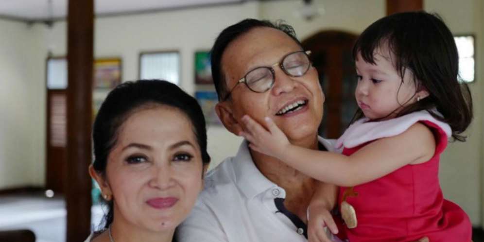 Foto Roy Marten Bikin Geger, Ada Apa?