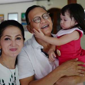 Foto Roy Marten Bikin Geger, Ada Apa? Foto Roy Marten Bikin Geger, Ada Apa?