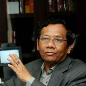 Biaya STNK Naik, Mahfud MD: Salahnya Habib Riziq