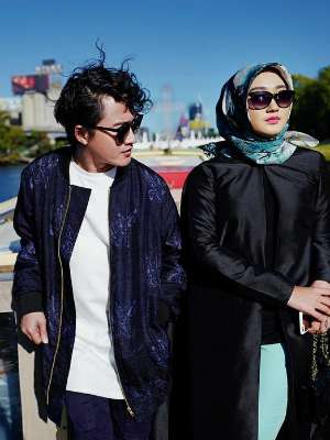 Dian Pelangi dan Barlie Asmara Akan Rilis Busana Muslim Pria