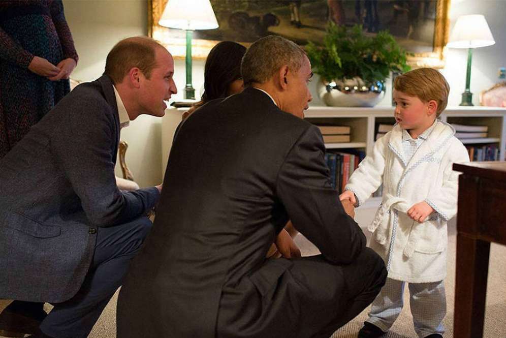 Sejajarkan Mata, Trik Pangeran William 'Taklukan' Anak