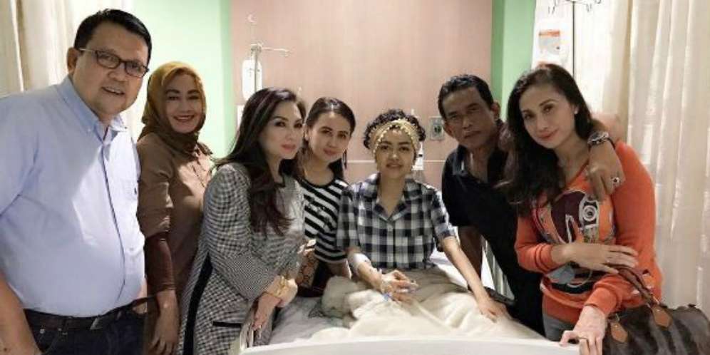 Julia Perez Hari Ini Jalani MRI