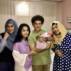 Selamat! Ahmad Albar Dikaruniai Bayi Cantik Saat Usia 70 Tahun