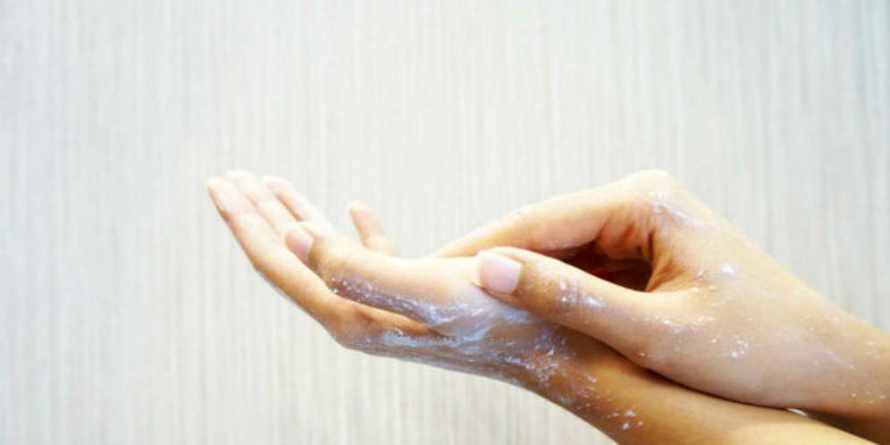 Perhatikan Kondisi Ini Sebelum Scrubbing Tubuhmu