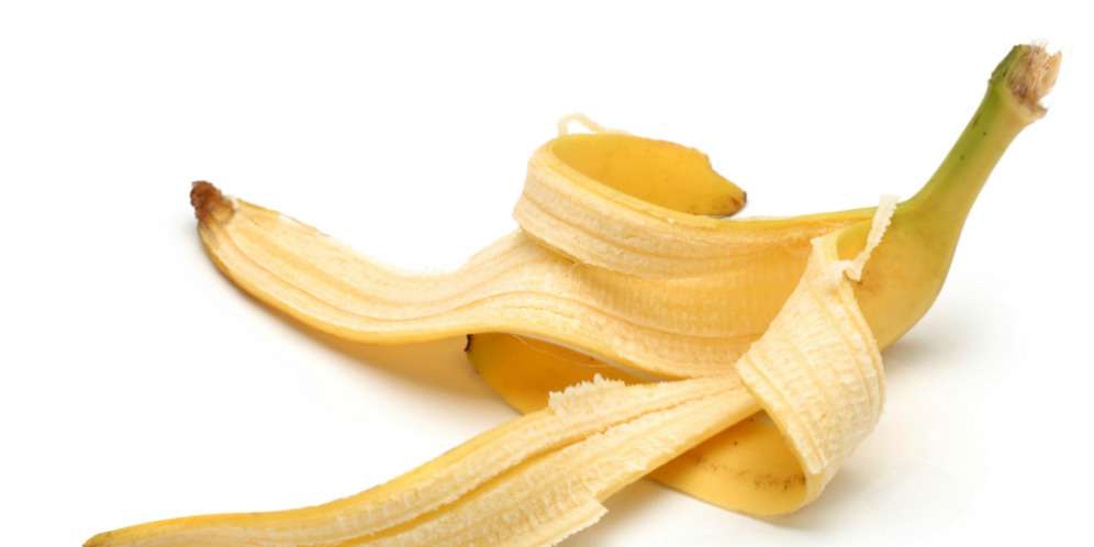 Begini Cara Putihkan Gigi dengan Kulit Pisang