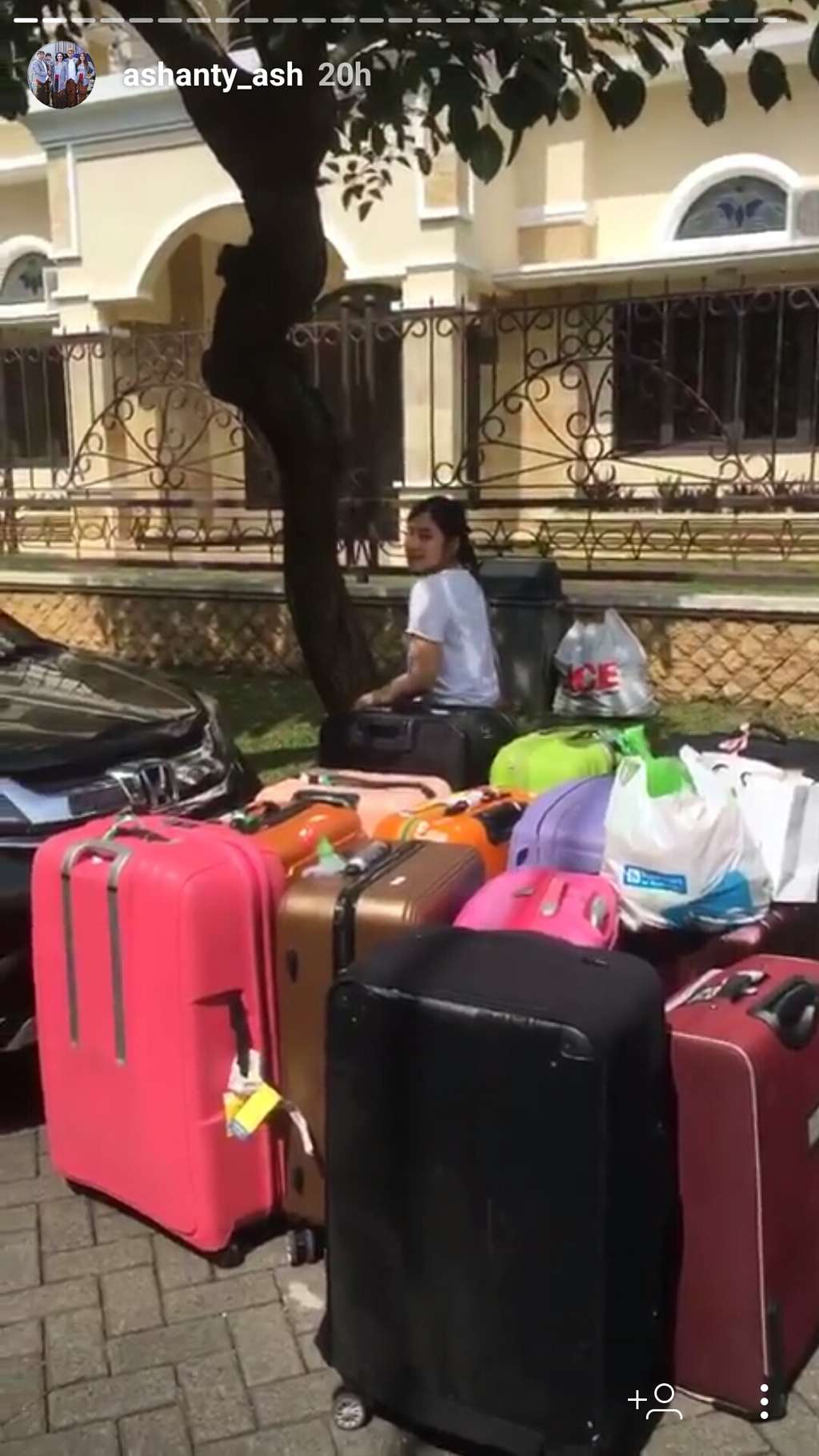 Koper Ashanty dan Anang yang dibawa mudik lebaran