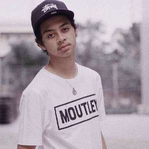 Sering Di Bully Bastian Steel Santai