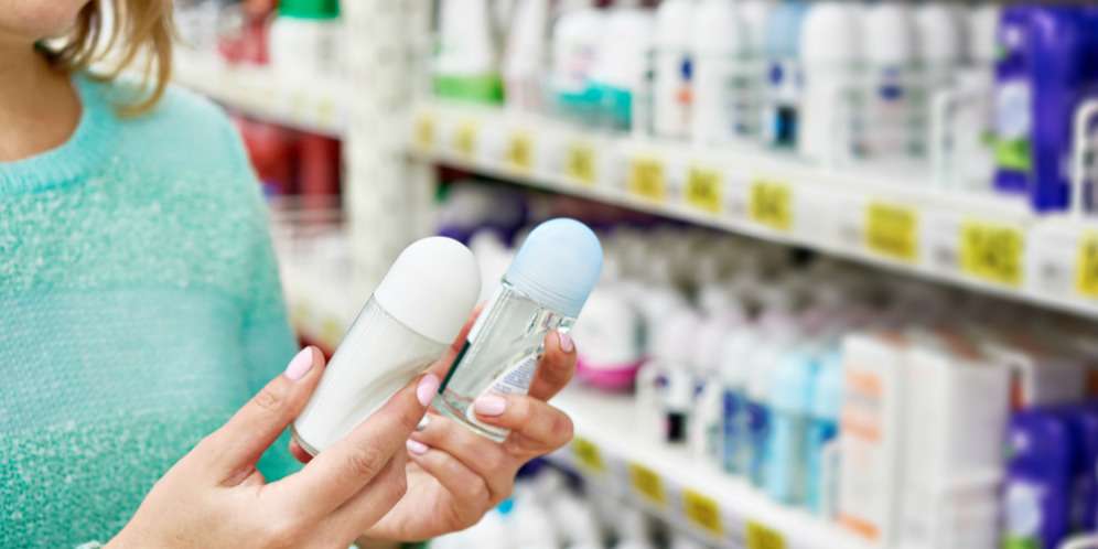 Kurangi Minyak di Wajah dengan Deodorant