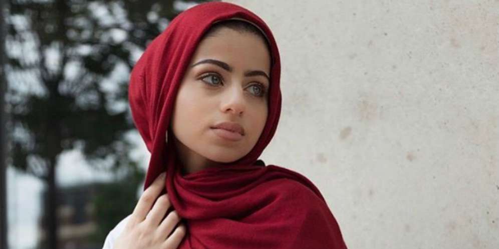 Tampil Stunning dengan Lipstik Bernuansa Nude