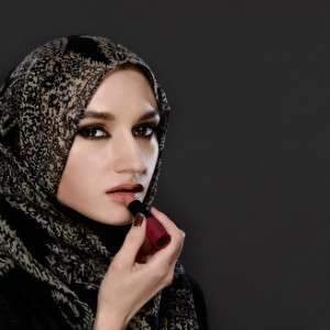 Pemula Wajib Tahu, Cara Menganakan Lipstik yang Benar