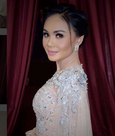 yuni Shara