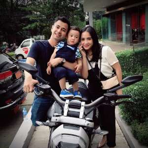 Lihat Saat Raffi Ahmad Unggah Foto Nagita Slavina Begini