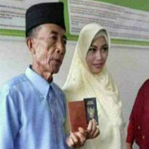 Pria 56 Tahun Nikahi Gadis 17 Tahun, Maharnya Bikin Kaget