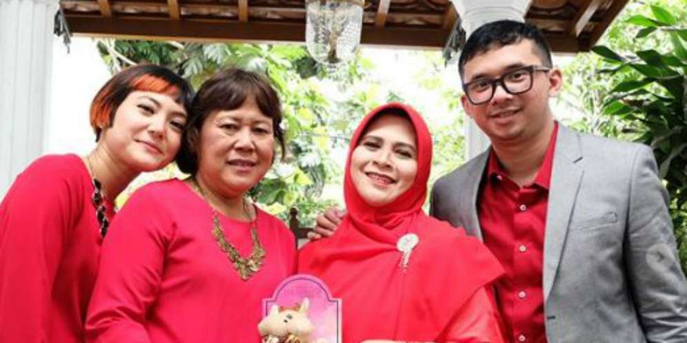 Cerita Poppy Sovia Kebanjiran Endorse Untuk Pernikahan
