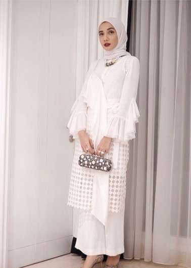 Zaskia Sungkar Zaskia Sungkar