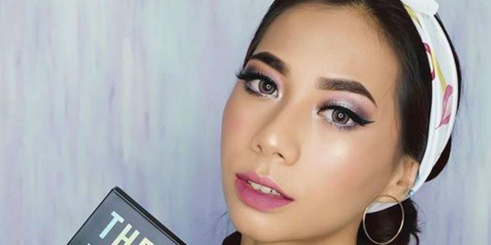 Makeup `Retro` Abel Cantika, Buat Malam Minggu Lebih Nyentrik