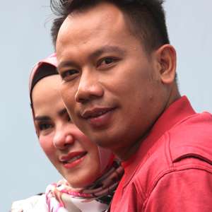 Momen Angel Lelga Bersama Anak Vicky Prasetyo