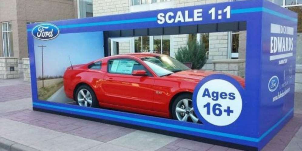 `Mobil-mobilan` Raksasa