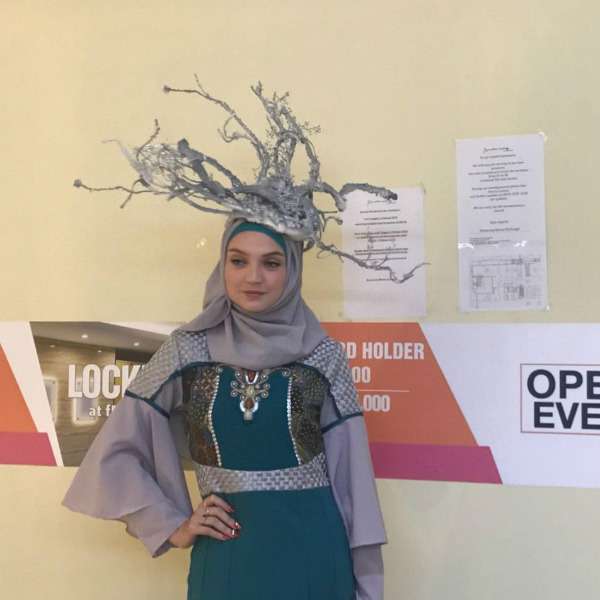 London Fashion Week/ Gladys Velonia