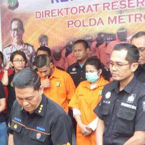 Astaga! Anak Elvy Sukaesih Sampai Urunan Buat Beli Sabu