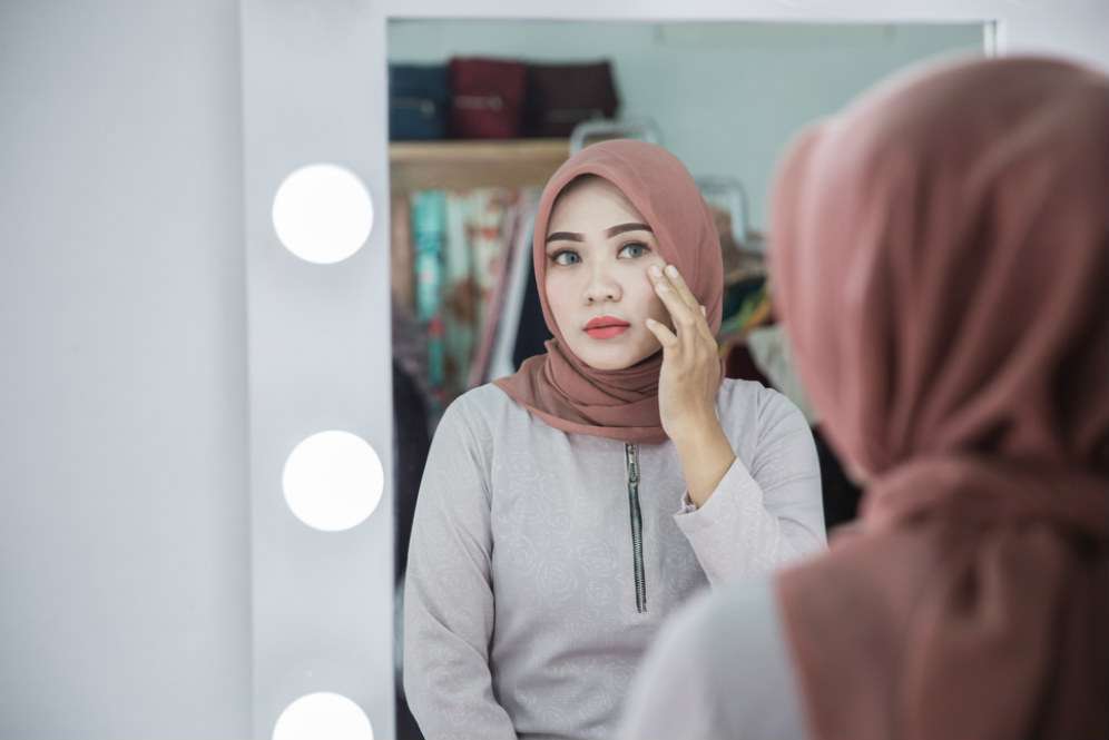 Kenali Jenis Jerawat dan Cara Memilih Makeup yang Tepat Kenali Jenis Jerawat dan Cara Memilih Makeup yang Tepat