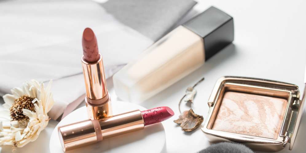 Tips Memilih Lipstik Nude, Sesuai Warna Kulit