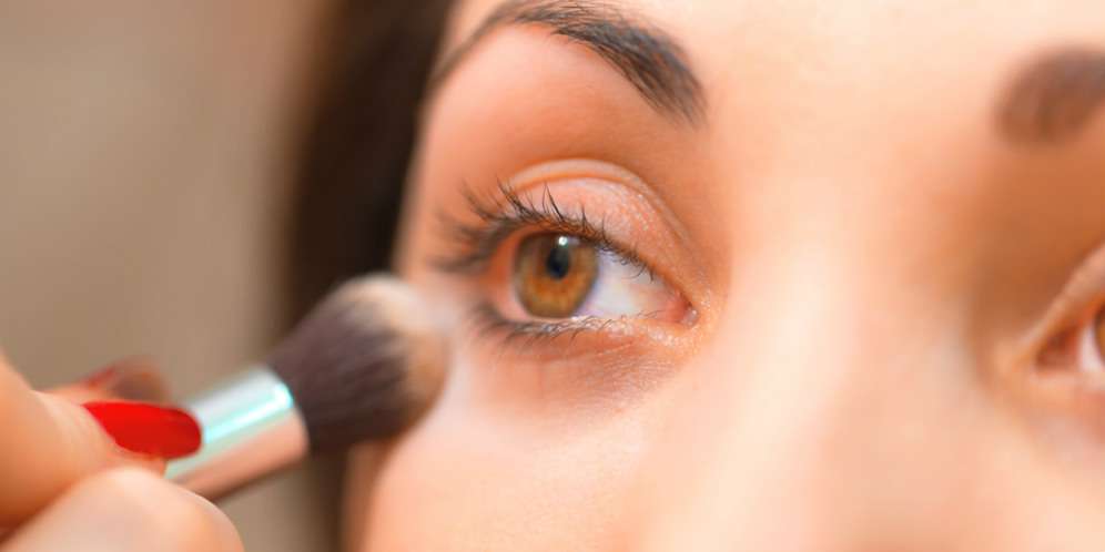 Hijabers Wajih Tahu, Bahaya di Balik Baking Makeup