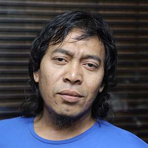 Komedian Komeng Lulus dengan Nilai A, Ini Judul Skripsinya