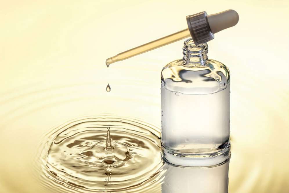 Bikin Kulit Makin Memukau dengan Serum Vitamin C