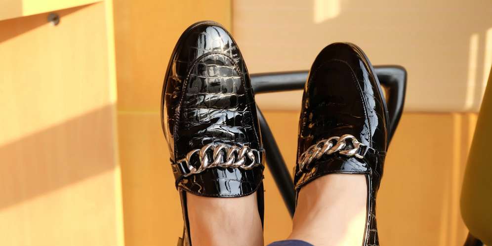 4 Sepatu Nyaman dan Fashionable untuk Wanita Karier