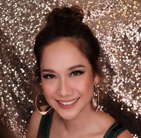 Bunga Citra Lestari makeup