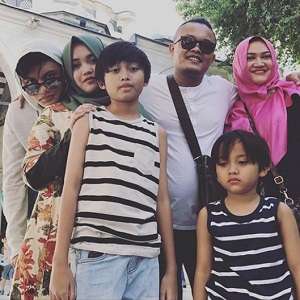 Video Kenangan Sule dan Keluarga Liburan di Turki