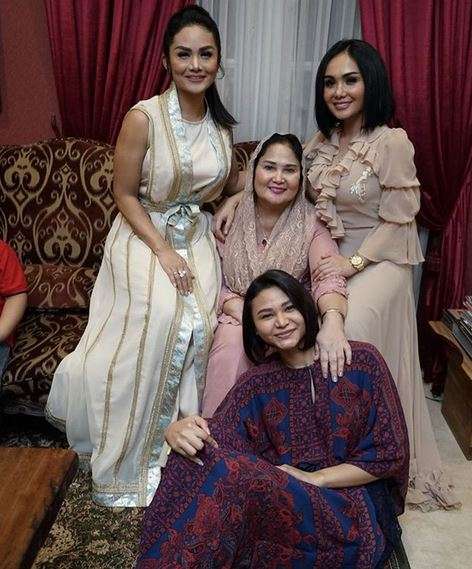 adik krisdayanti adik krisdayanti