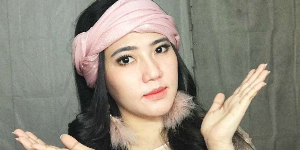 Tak Jawab Soal Makro Simic, Acara Via Vallen Berakhir Rusuh