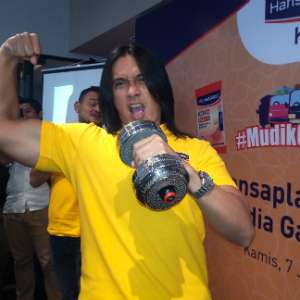 Cara Agung Hercules Jaga Kesehatan Selama Puasa