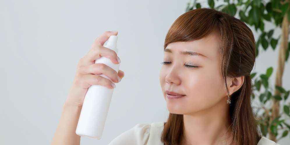 Buat Setting Spray Sendiri di Rumah, Praktis!