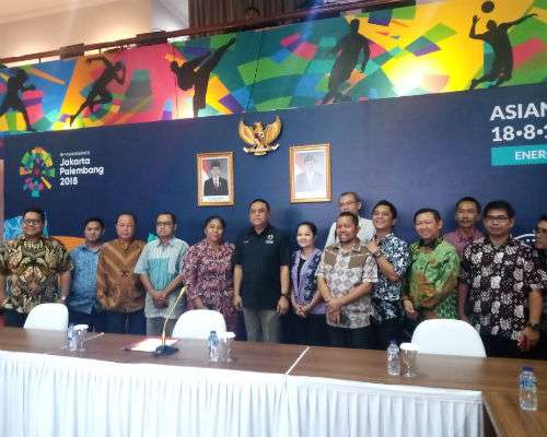 Wakapolri Komjen Syafruddin bersama pengurus AMSI