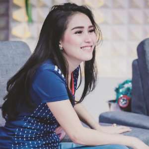 Ingin Punya Tubuh Langsing, Simak Tips Dari Ayu Ting Ting