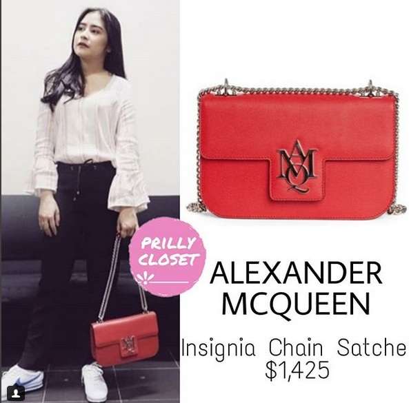 Koleksi tas Prilly Latuconsina (2)