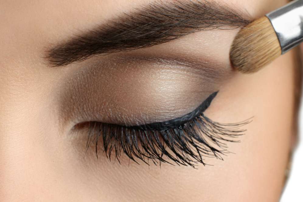 Trik 'Mainin' Warna Eyeshadow, Ampuh Bikin Penampilan Beda!