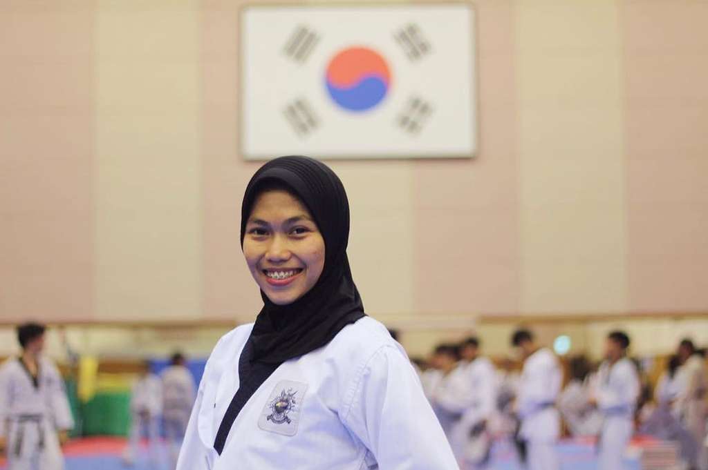 Defia Rosmaniar, Atlet Taekwondo Berhijab di Asian Games