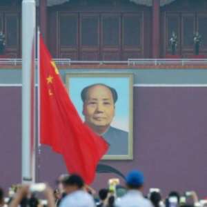 Partai Penguasa Cina Persilakan Anggota Religius Keluar