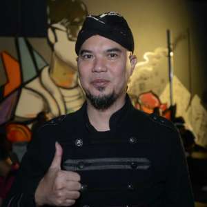 Ahmad Dhani : Maia Tanya -Tanya Hijab Ke Mulan Jameela