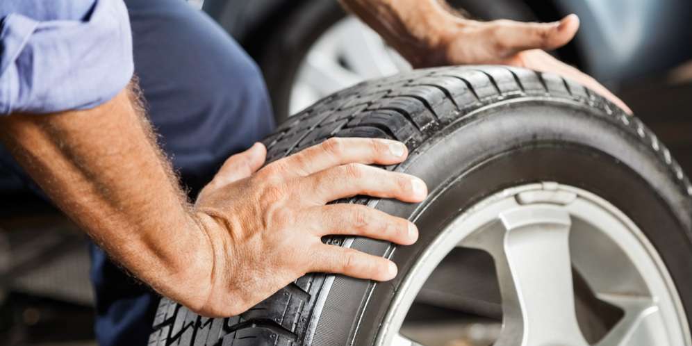 4 Cara Mudah Jaga Tekanan Udara di Ban Mobil