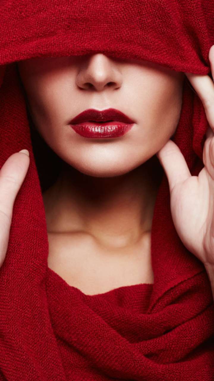 Ilustrasi Bibir Hijaber