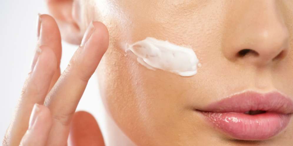 Amankah Wanita Memakai Skincare Pria?