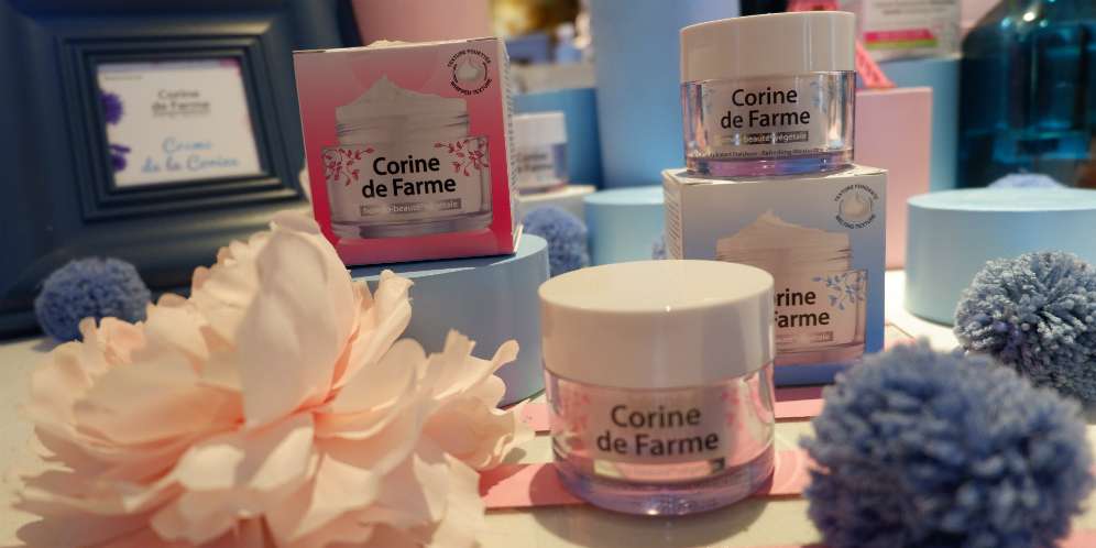 Corine de Farme/Mega Rasmiyati