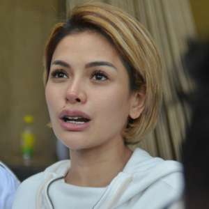 Lepas Hijab, Nikita Mirzani : Iman Saya Belum Kuat